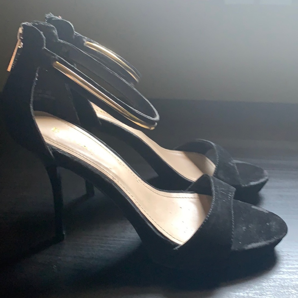 Bamboo Black Heels - women 6.5 , 3.5 heel